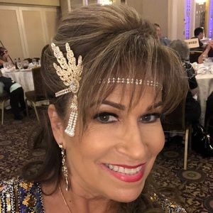 Meet your Posher, Brenda